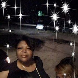 Meet your Posher, Thea